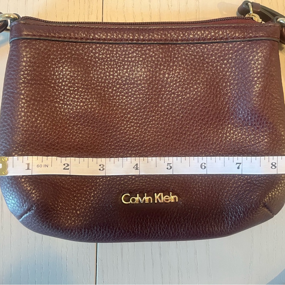 Calvin Klein Burgundy Pebbled Leather Crossbody Bag - Picture 9 of 10